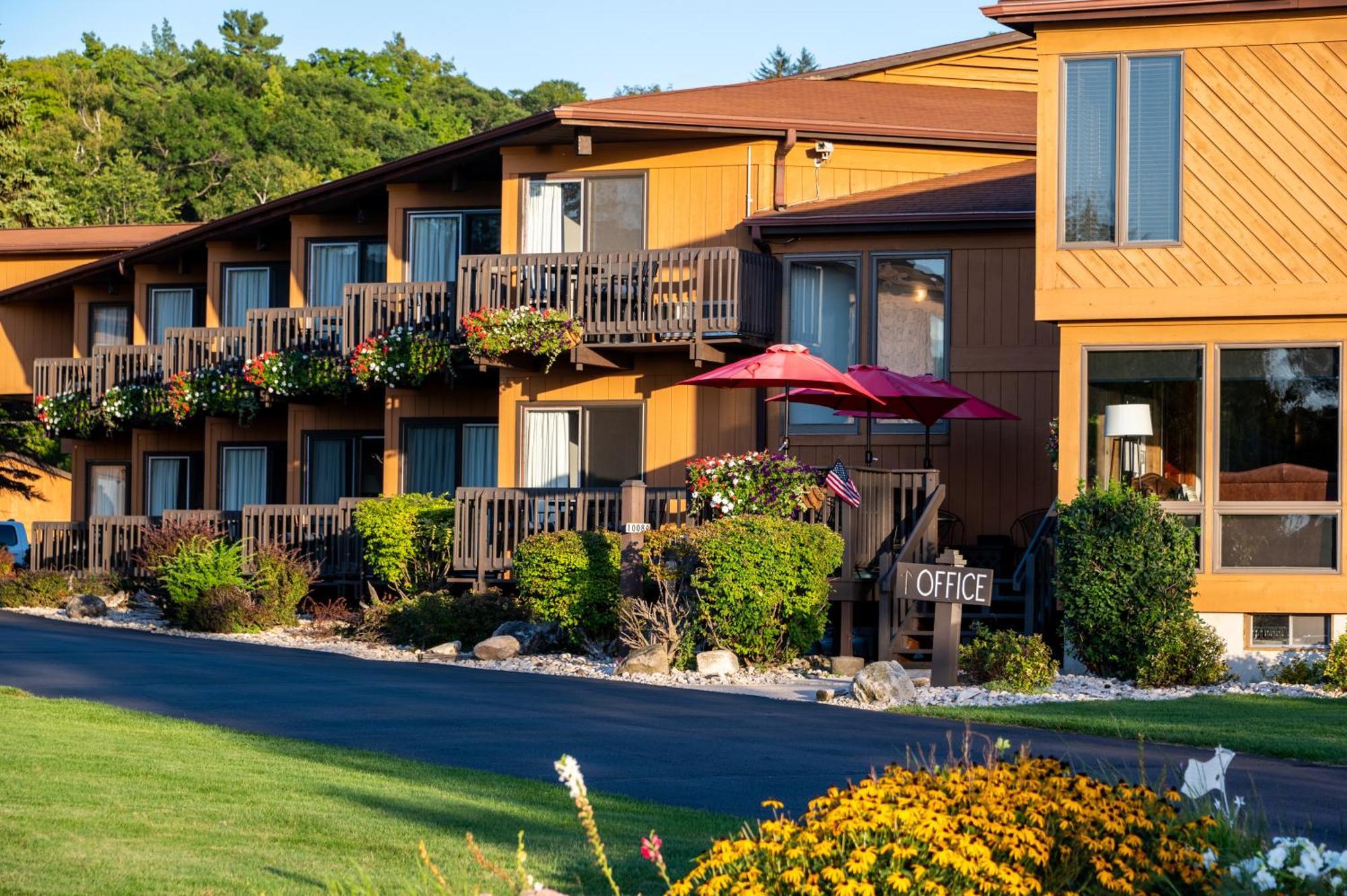Pine Grove Resort 以法莲 外观 照片